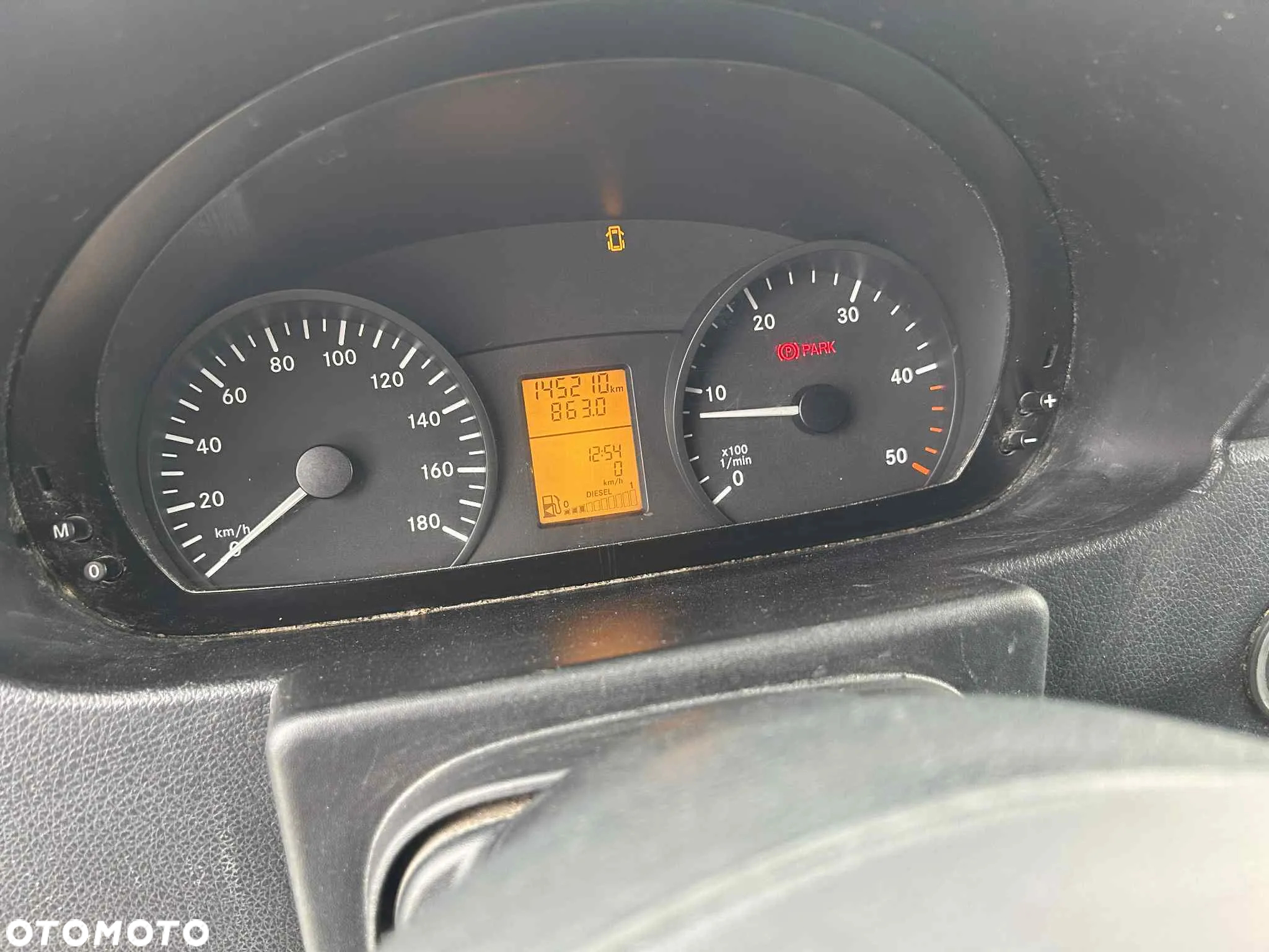 Mercedes-Benz Sprinter 216 - 16