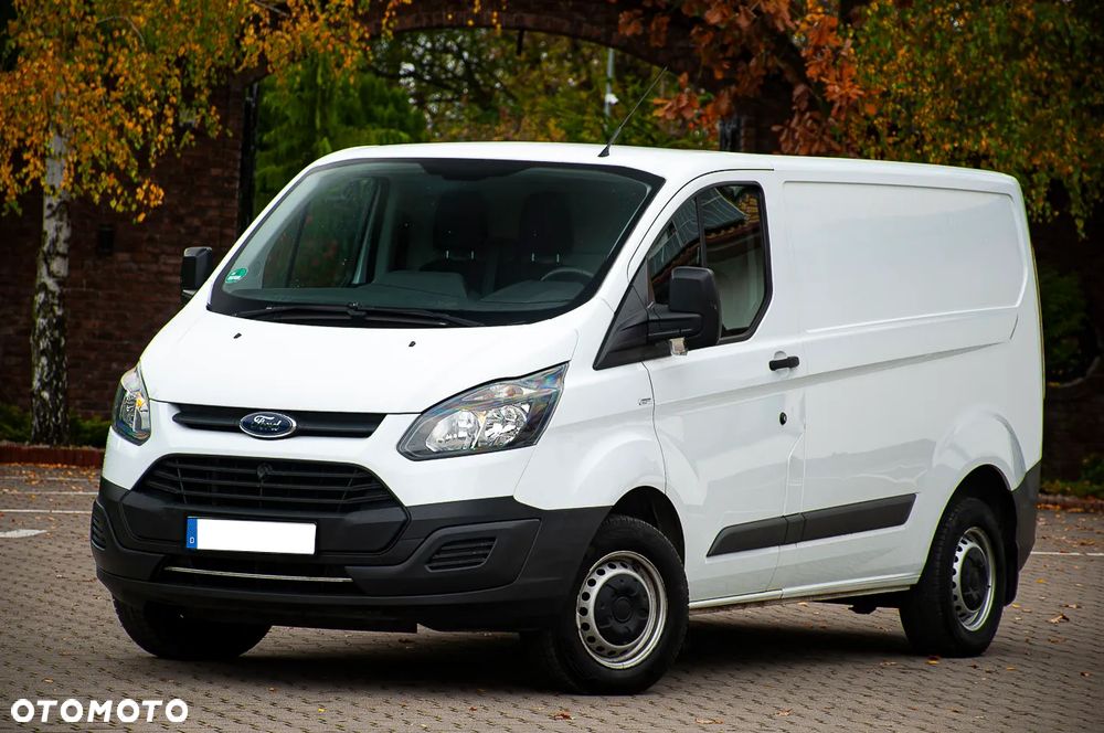 Ford TRANSIT CUSTOM - 1