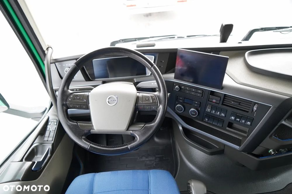 Volvo FH 500 / ZESTAW / HYDRAULIKA / RETARDER / I-SAVE / KLIMATYZACJA POSTOJOWA / KNAPEN / RUCHOMA PODŁOGA 90 m3/ OŚ PODNOSZONA / SAF / ALUFELGI / - 29