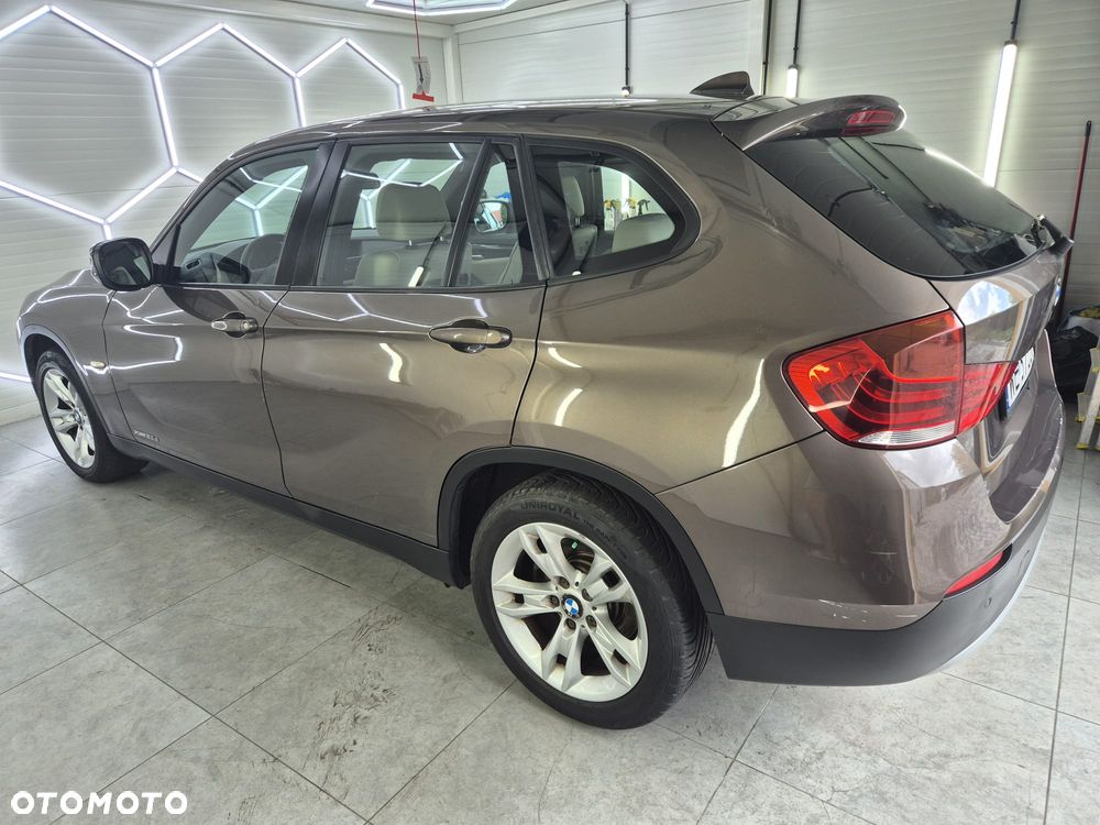 BMW X1 xDrive20d - 11