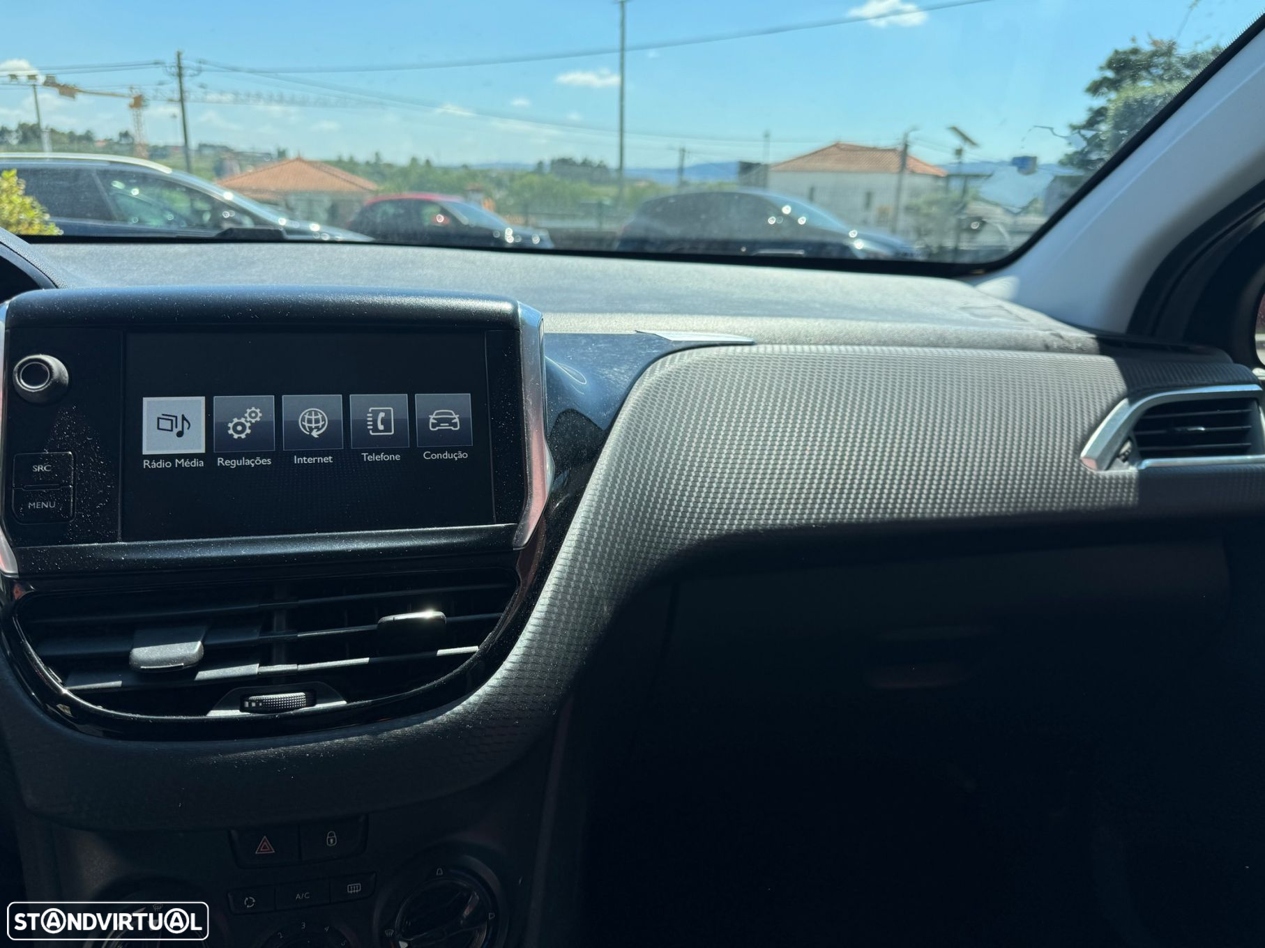 Peugeot 2008 1.2 PureTech Style - 8