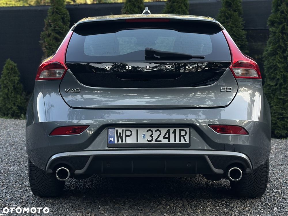 Volvo V40 D2 Drive-E R-Design Kinetic - 6