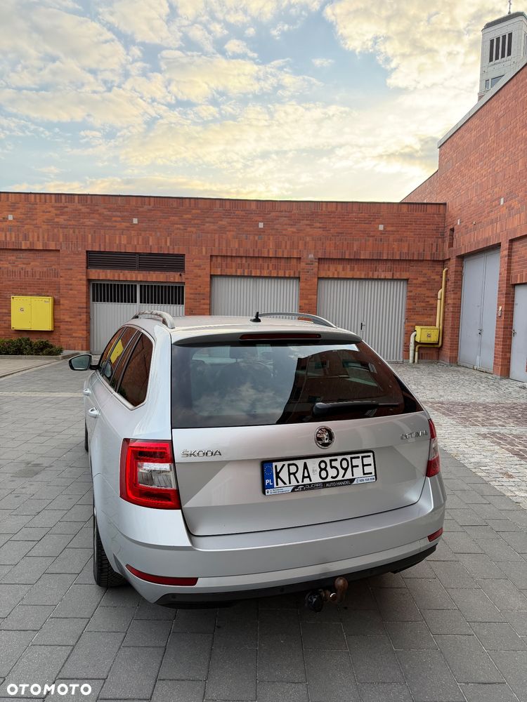 Skoda Octavia 1.5 TSI ACT Style DSG - 20