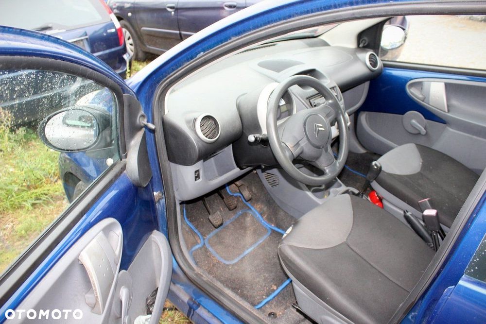 Citroen C1 2006 1.0i CFA Hatchback 3-drzwi (MASKA, ZDERZAK, LAMPA, BŁOTNIK, DRZWI, SZYBA, FOTEL) - 6