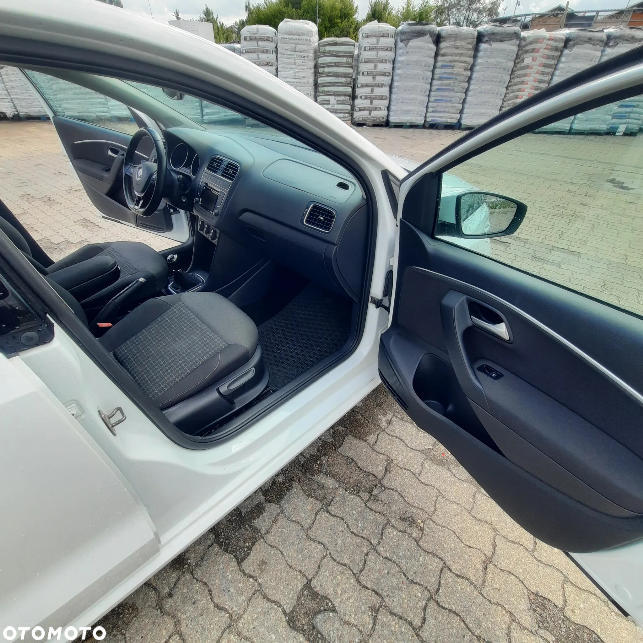 Volkswagen Polo 1.4 TDI (Blue Motion Technology) Comfortline - 20