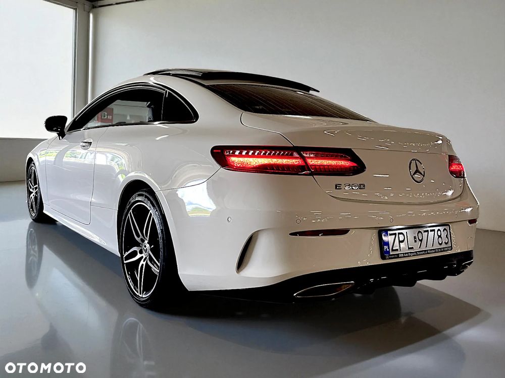Mercedes-Benz Klasa E - 12