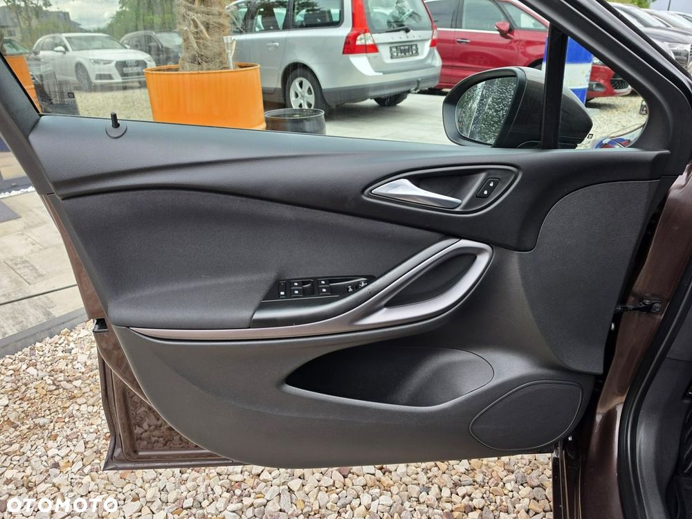 Opel Astra - 31
