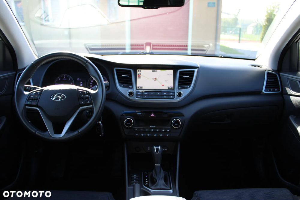 Hyundai Tucson 1.7 CRDI BlueDrive Comfort 2WD DCT - 27