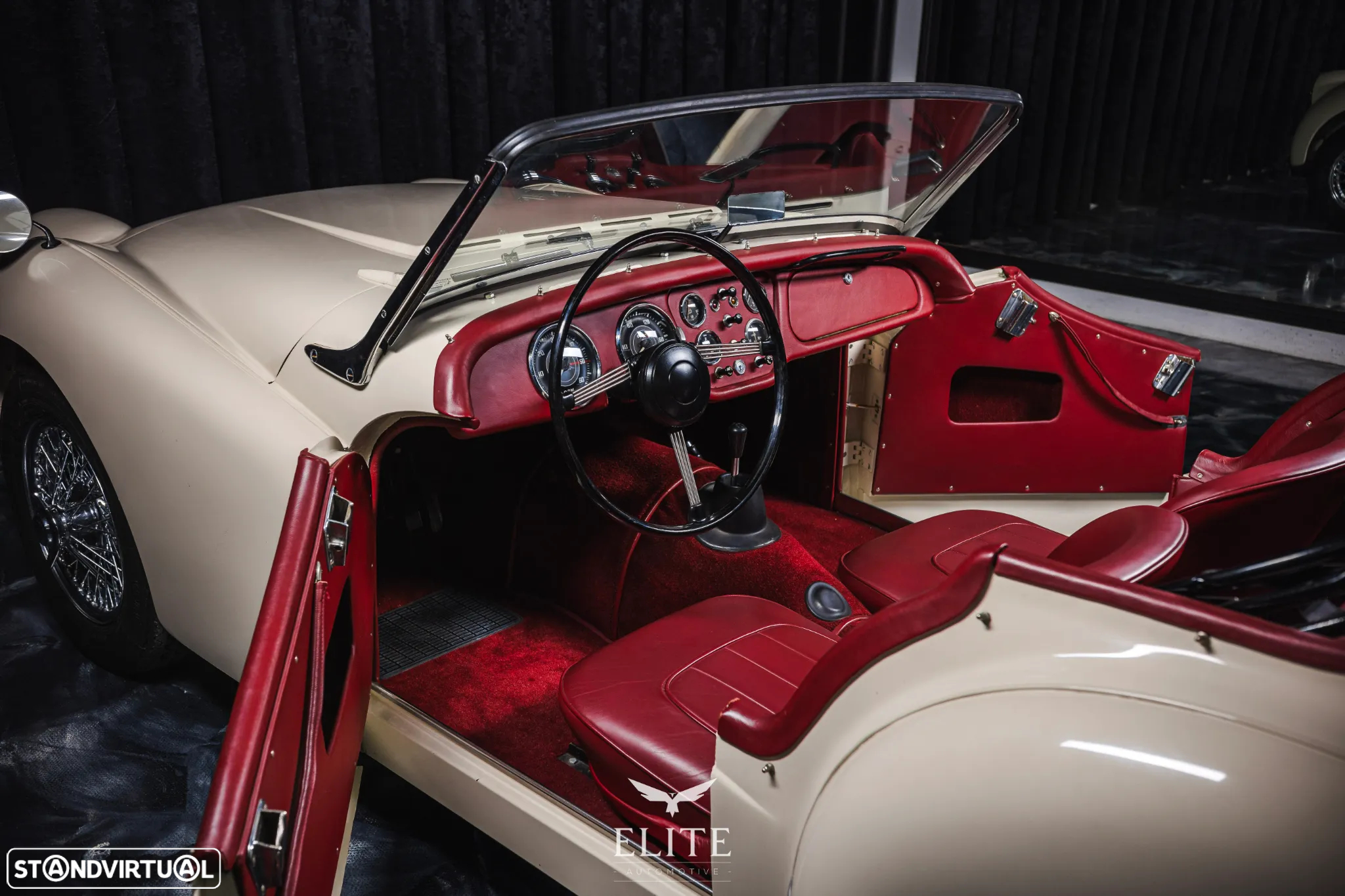 Triumph TR2 - 17