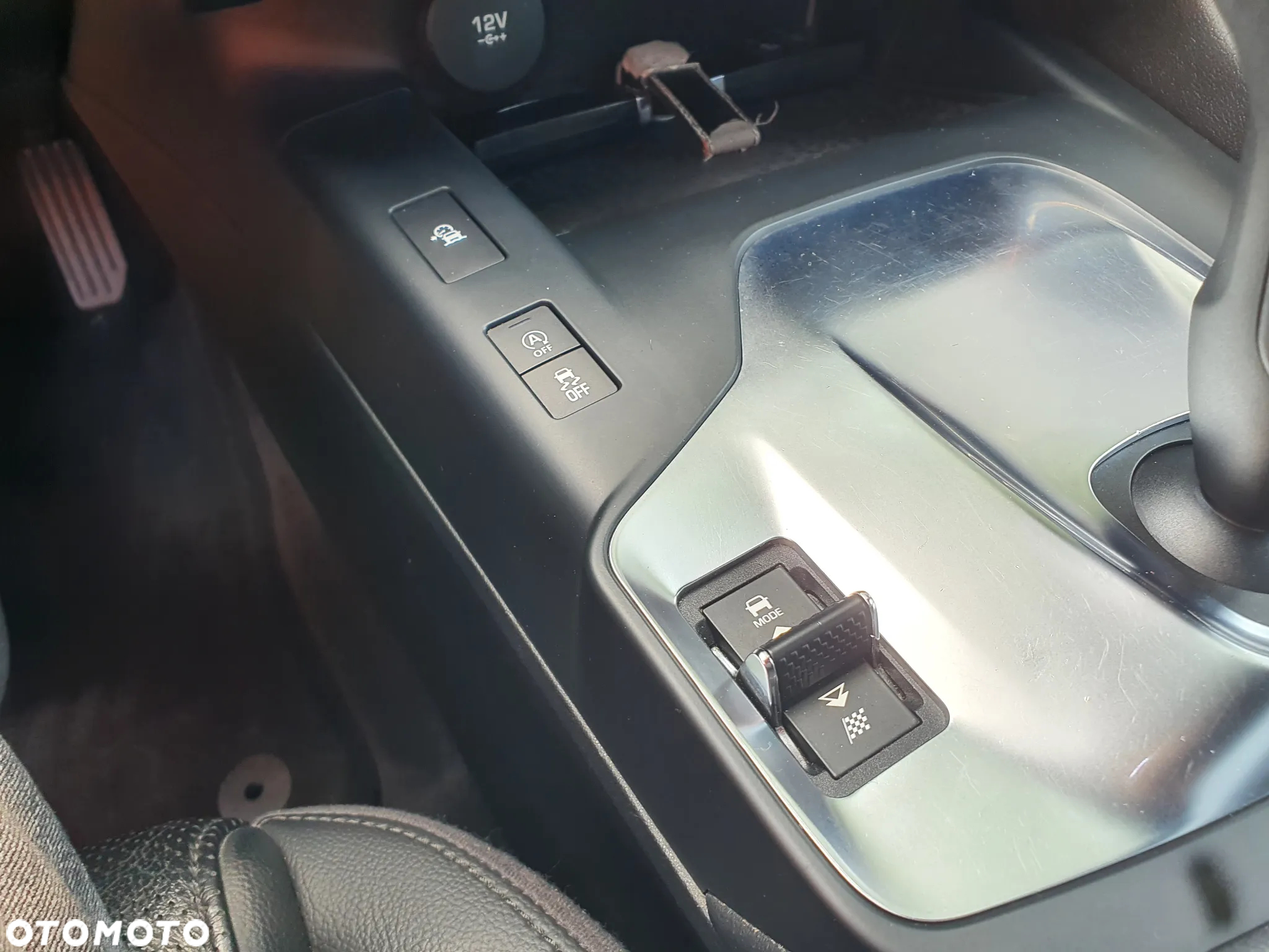Jaguar E-Pace D150 AWD R-Dynamic HSE - 25