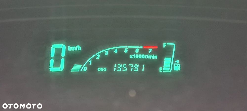 Toyota Yaris 1.0 Base - 5