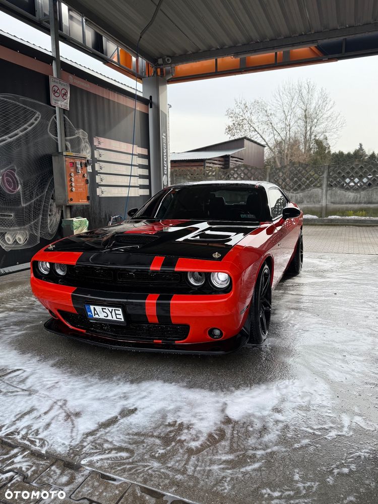 Dodge Challenger Automatik R/T Plus - 10