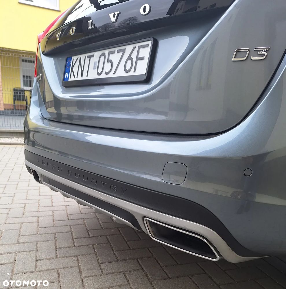 Volvo V60 Cross Country D3 Geartronic Kinetic - 17