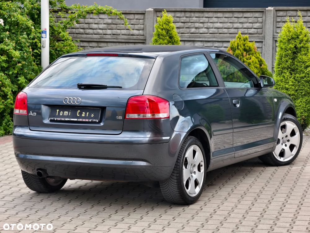 Audi A3 1.6 Attraction - 4