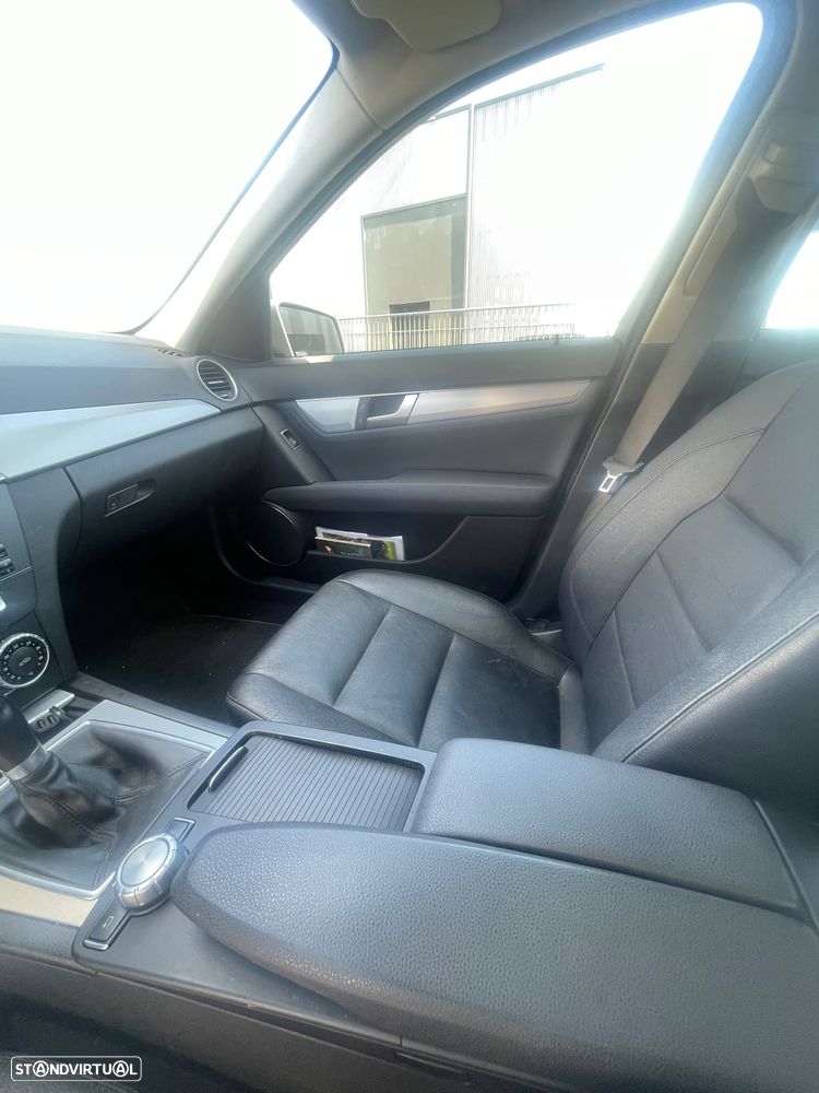 Mercedes-Benz C 220 - 13