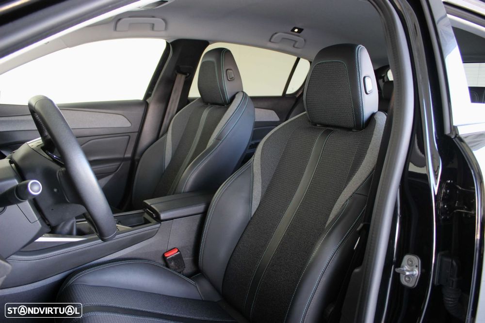 Peugeot 308 1.2 PureTech Allure - 36