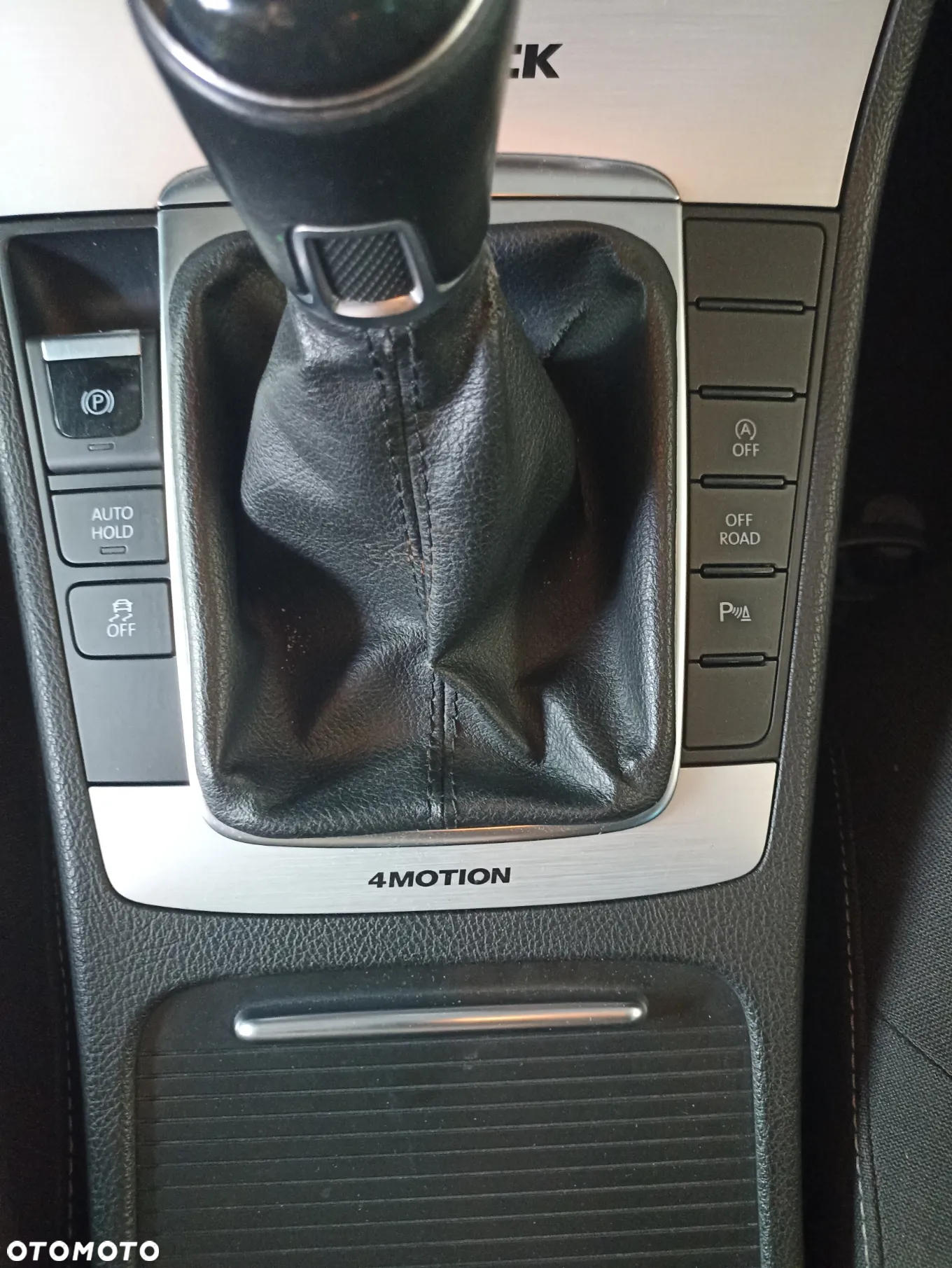 Volkswagen Passat Alltrack 2.0 TDI 4Motion BlueMotion Tec - 24