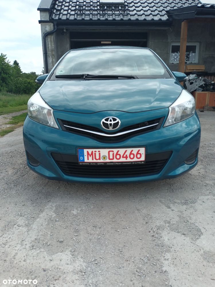 Toyota Yaris 1.33 VVT-i Executive - 2