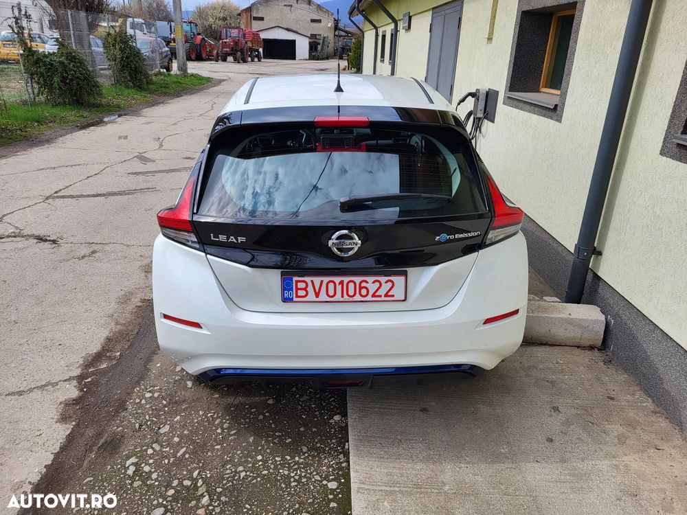 Nissan LEAF 40 kWh N-Connecta - 3