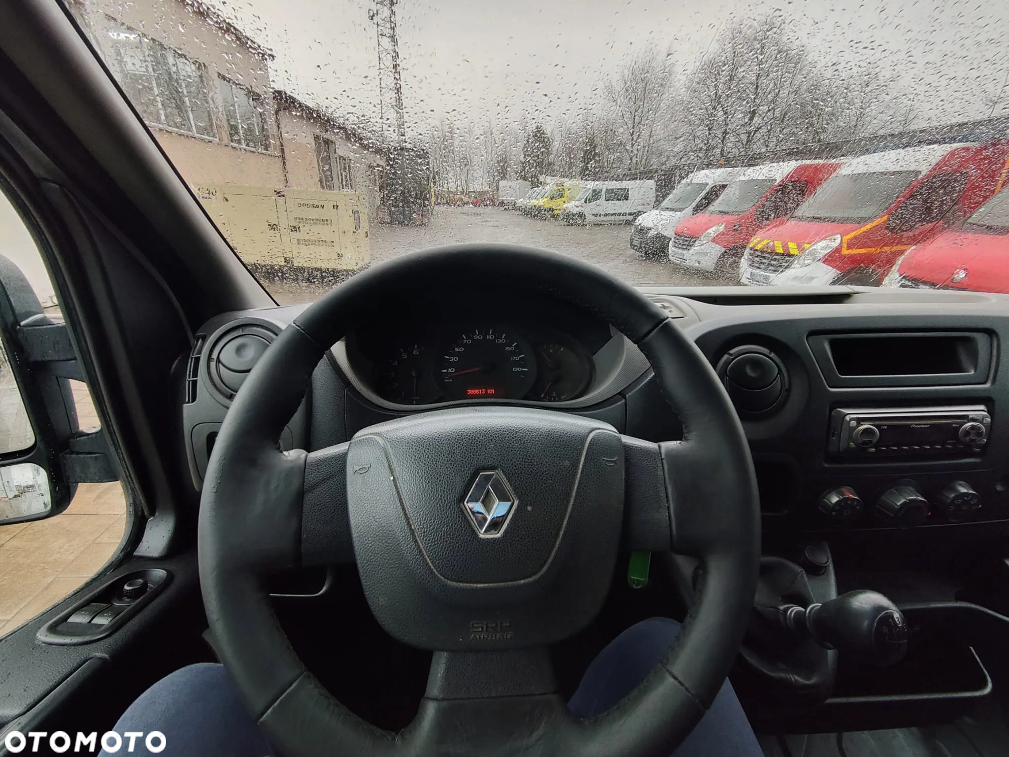 Renault Master - 15