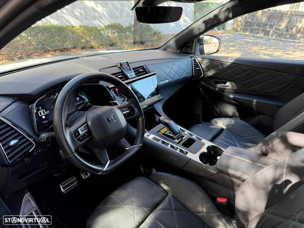 DS DS7 Crossback E-Tense Performance Line EAT8 - 8