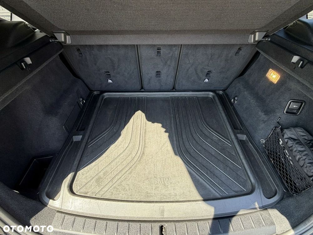 BMW Seria 2 218d - 21