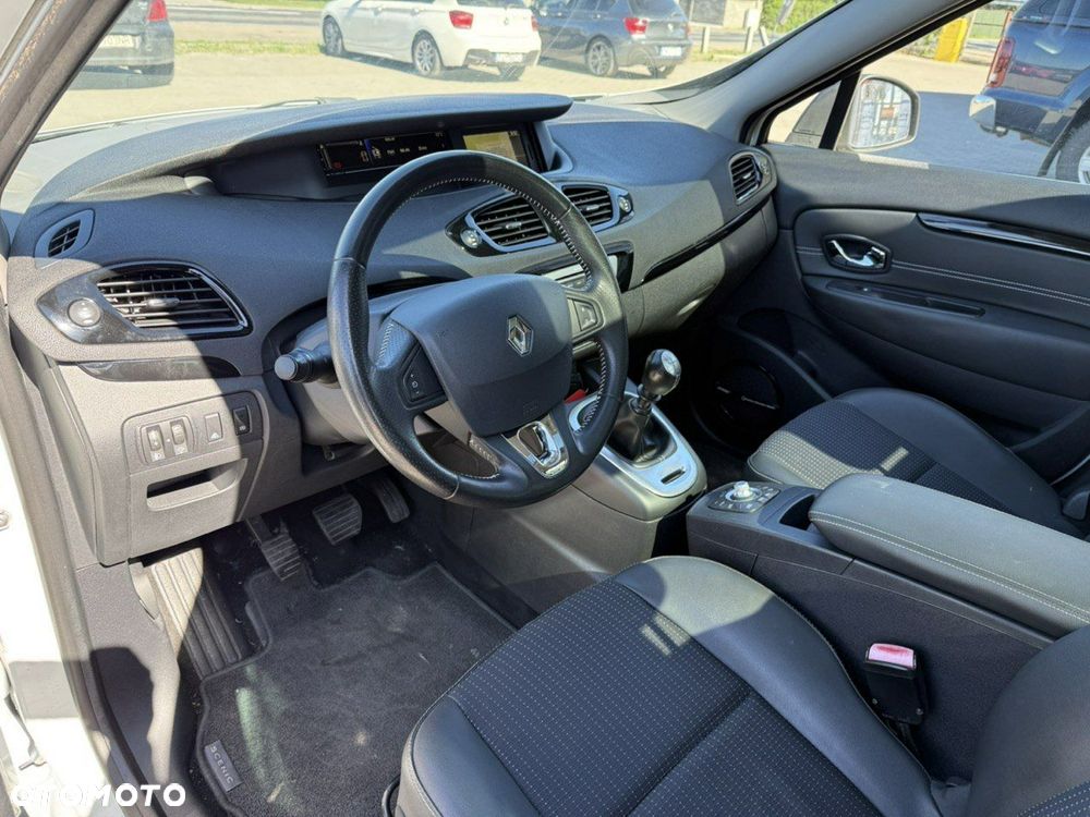 Renault Scenic 1.6 dCi Bose - 16