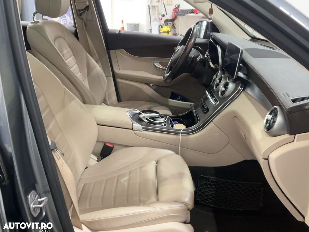 Mercedes-Benz GLC 220 d 4MATIC 9G-TRONIC Exclusive - 6