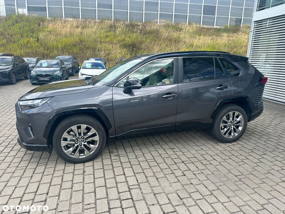 Toyota RAV4 - 5