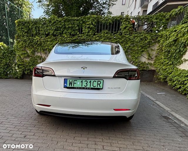 Tesla Model 3 - 16