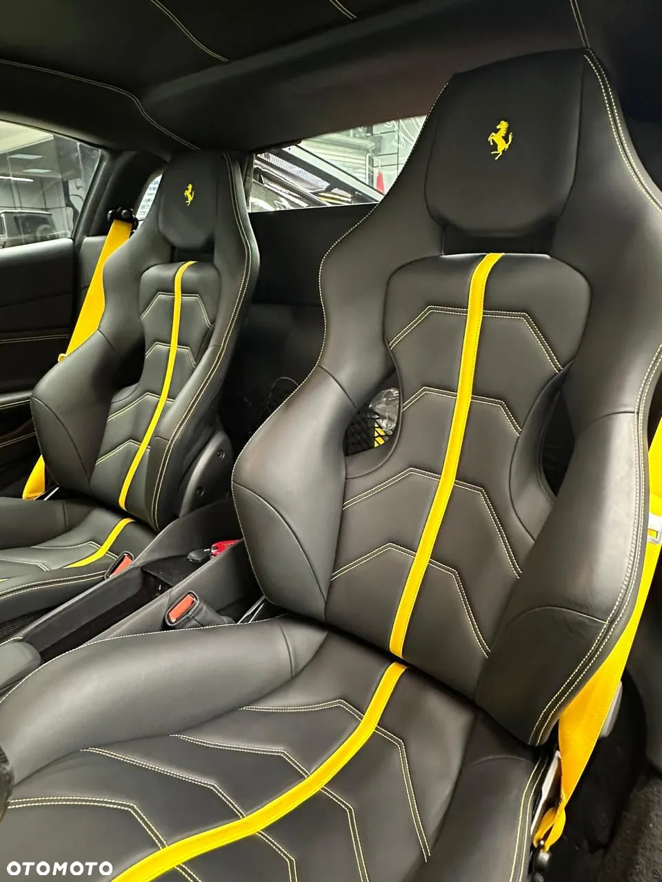 Ferrari 488 - 38