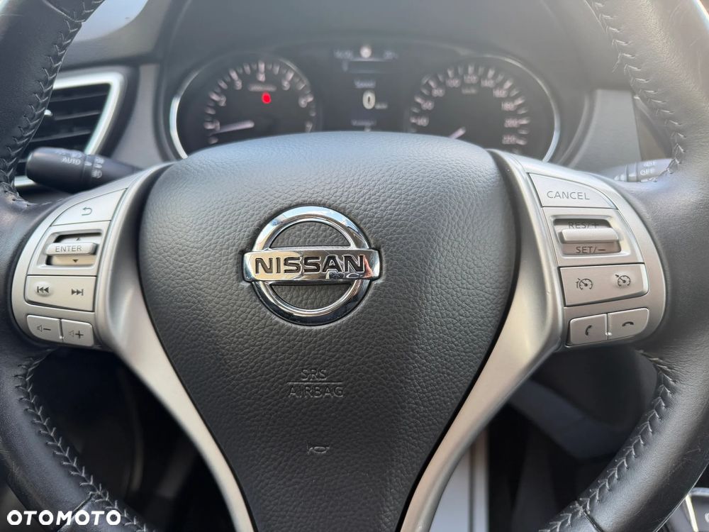 Nissan Qashqai 1.2 DIG-T Xtronic TEKNA - 6