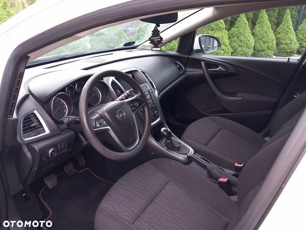 Opel Astra 1.6 Style - 36