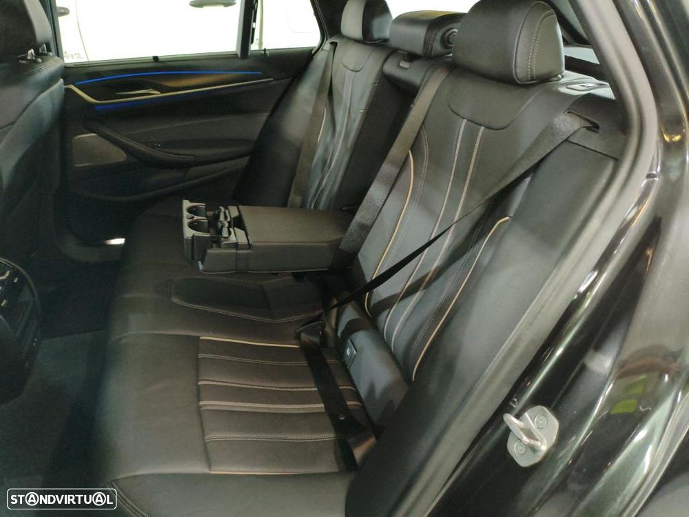 BMW 520 e Pack M - 9