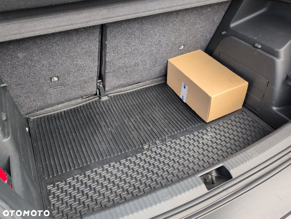 Skoda Fabia 1.0 Ambition - 10