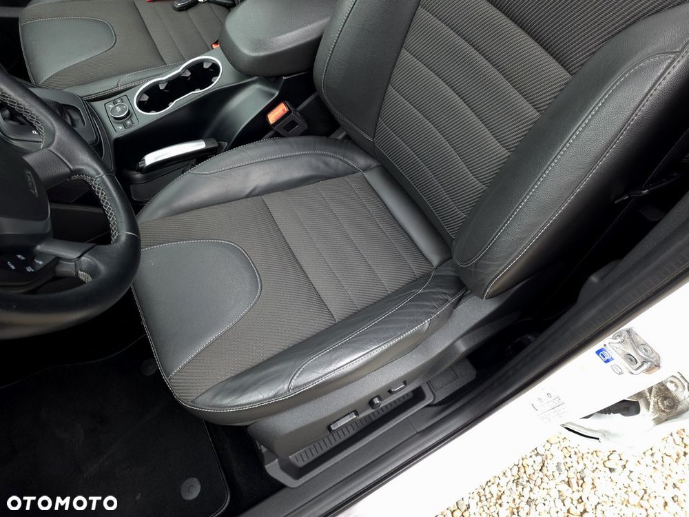 Ford Kuga 2.0 TDCi 4WD Titanium - 15