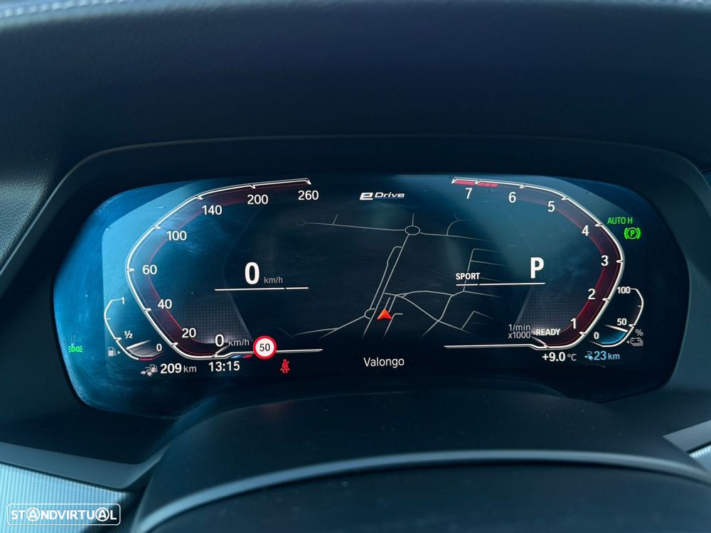 BMW X5 45 e xDrive Pack M - 36