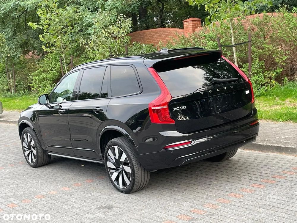 Volvo XC 90 T8 AWD Plug-In Hybrid Ultimate Dark 7os - 2