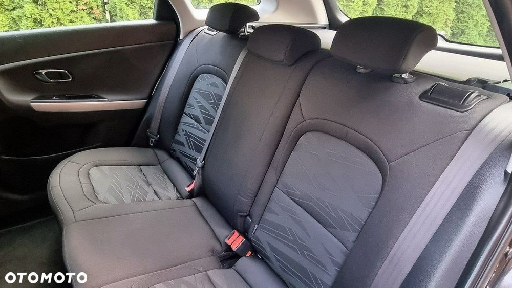 Kia Ceed - 17