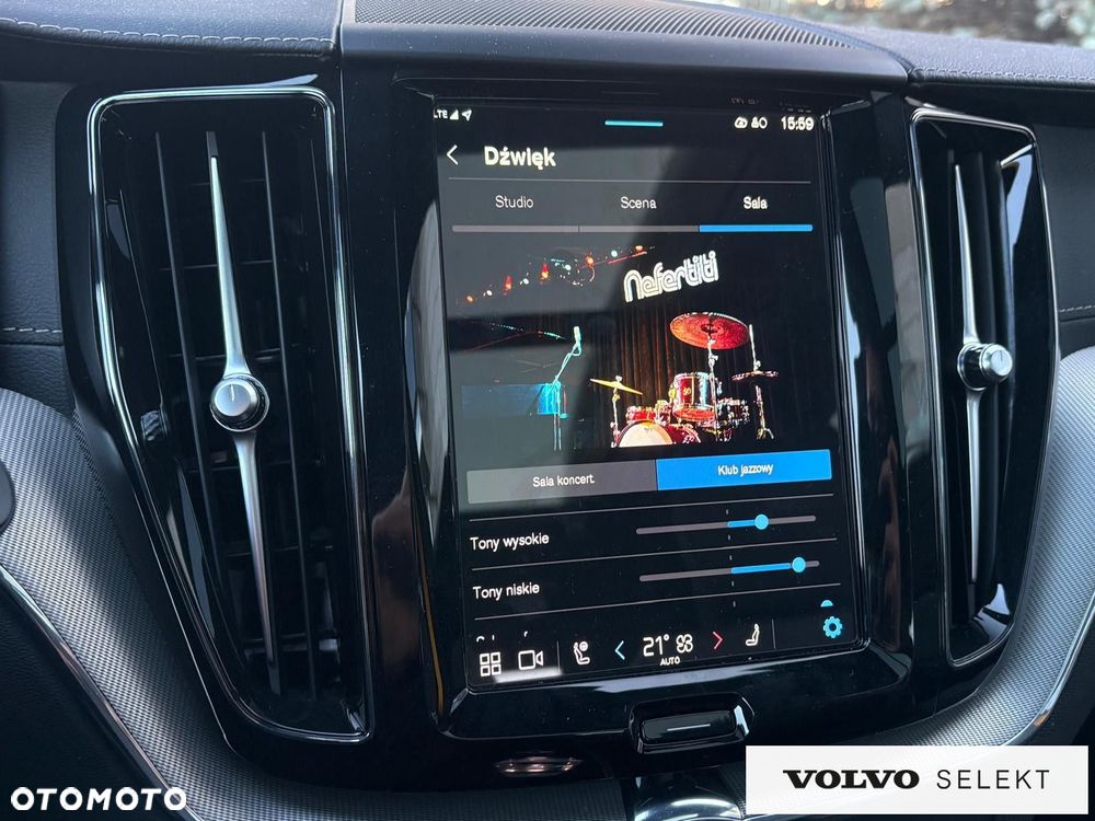 Volvo XC 60 - 29