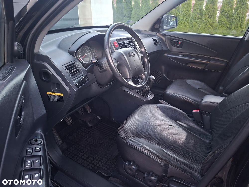 Hyundai Tucson 2.0 Comfort 2WD - 13