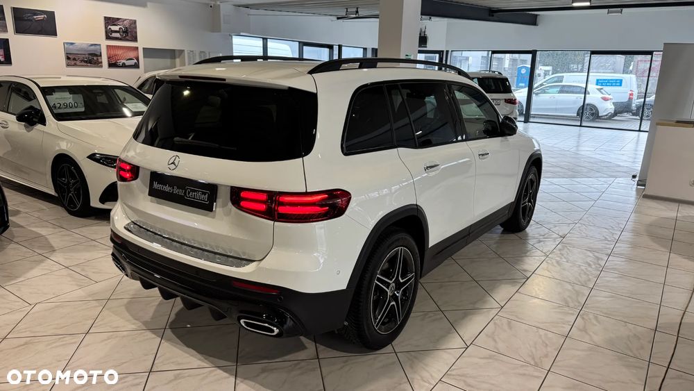Mercedes-Benz GLB 200 AMG Line 7G-DCT - 5