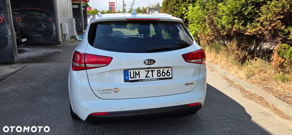 Kia Ceed 1.6 GDI Platinum Edition - 12