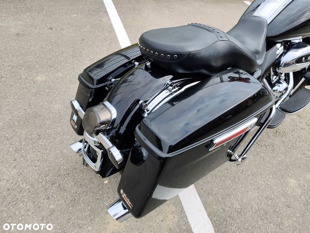 Harley-Davidson Touring Road King - 20