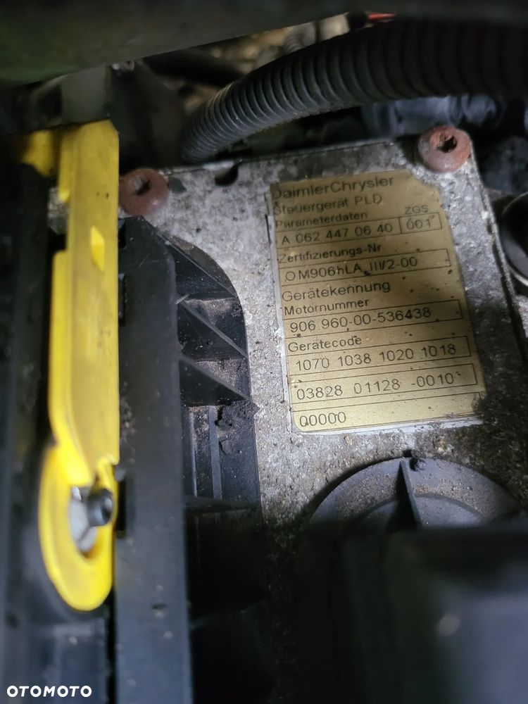 Silnik leżący OM906hLA III autobus Mercedes - 3