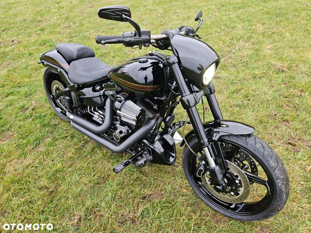 Harley-Davidson FXSB Breakout - 5