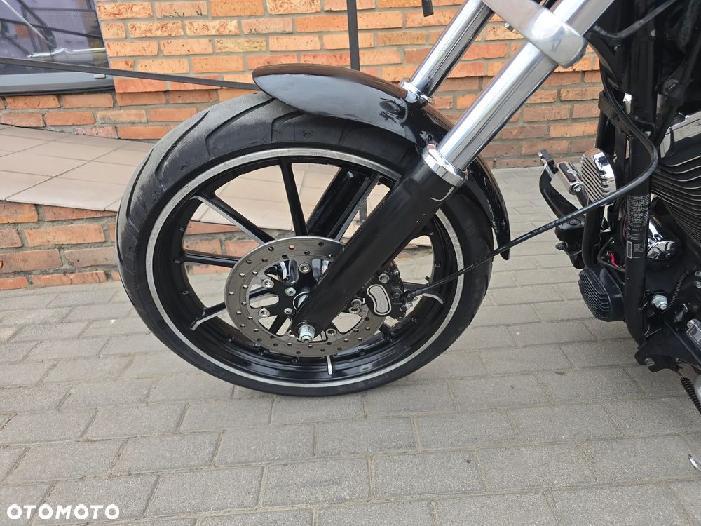 Harley-Davidson FXSB Breakout - 16