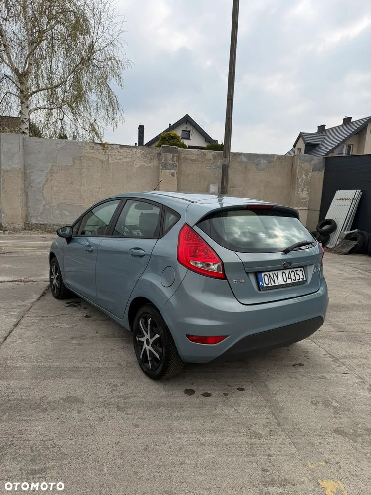 Ford Fiesta 1.4 TDCI - 8
