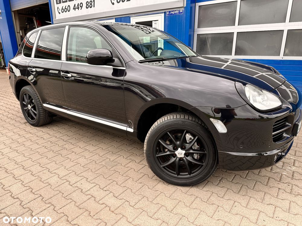 Porsche Cayenne Standard - 4