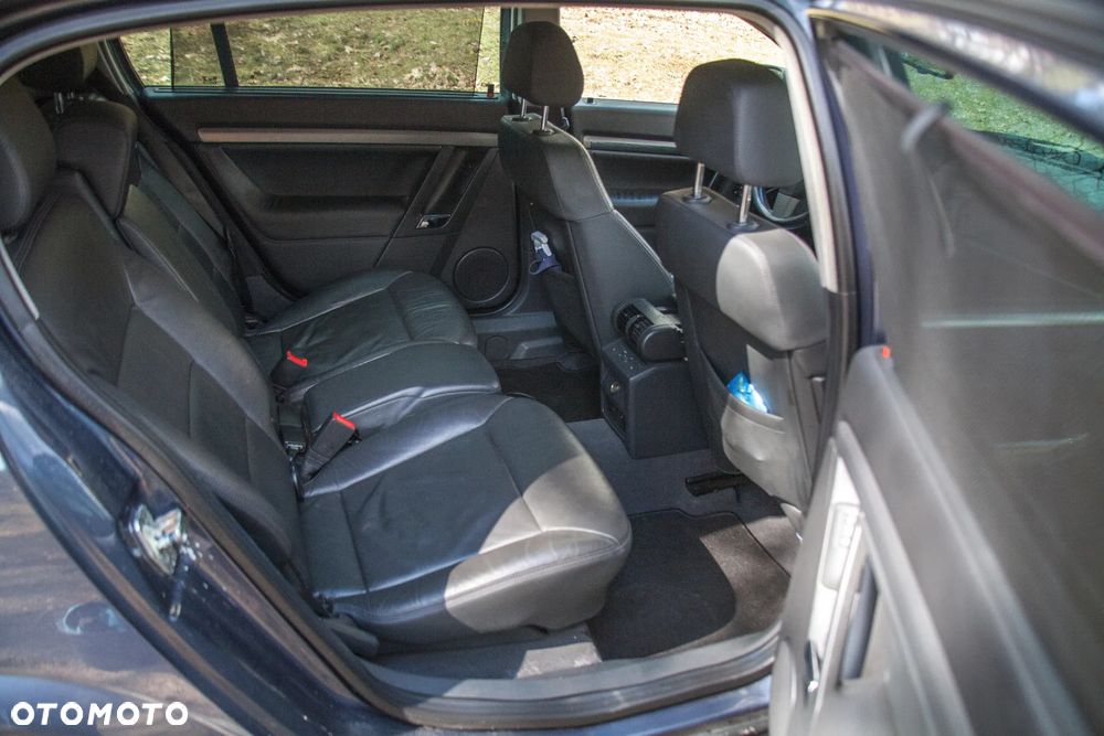 Opel Signum 2.0 T Sport - 26